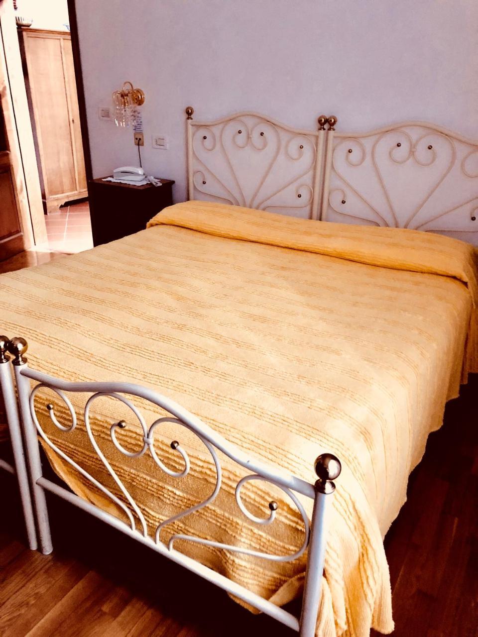 Albergo Ristorante Letizia Chiusi della Verna Ngoại thất bức ảnh