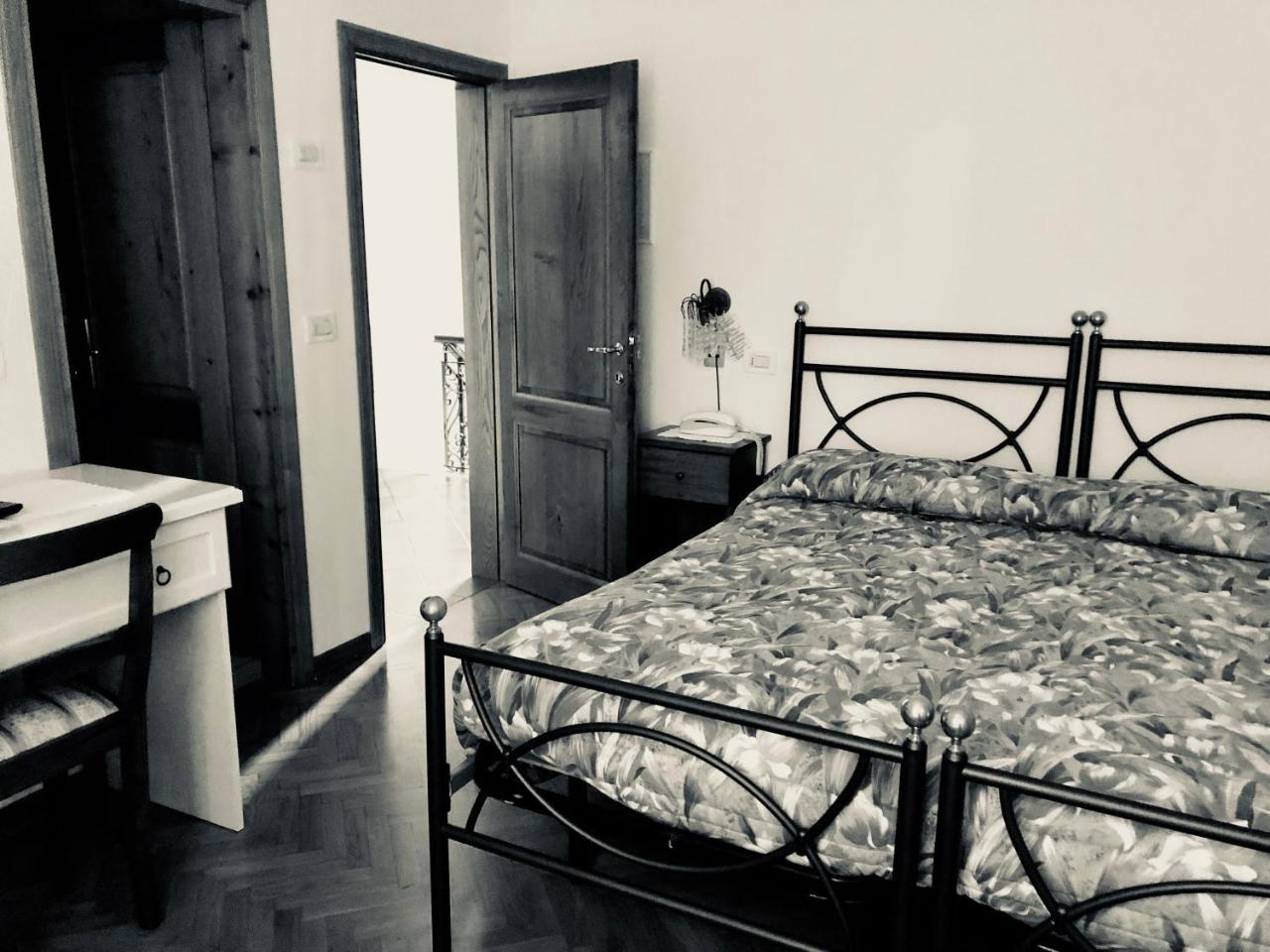 Albergo Ristorante Letizia Chiusi della Verna Ngoại thất bức ảnh