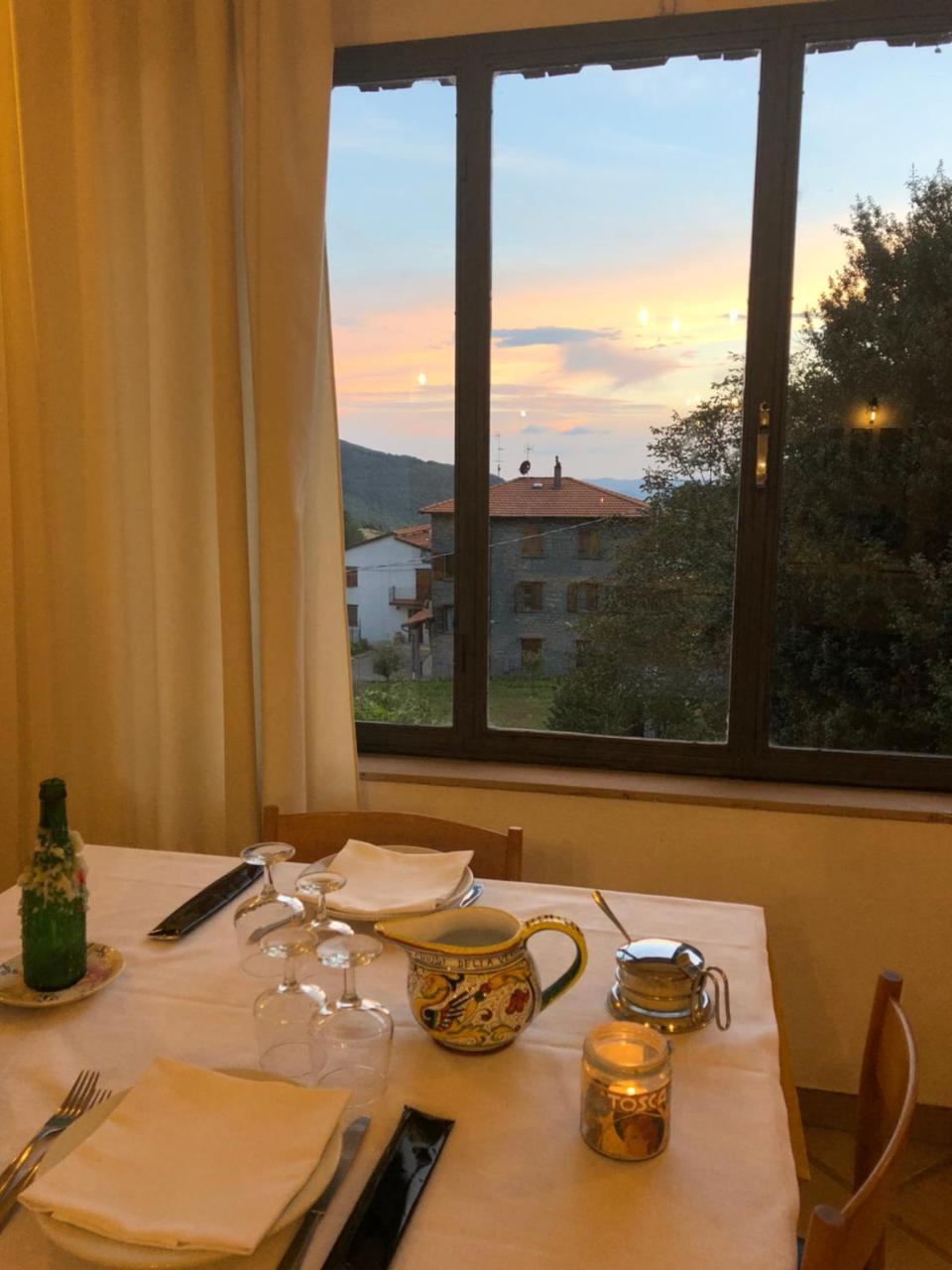 Albergo Ristorante Letizia Chiusi della Verna Ngoại thất bức ảnh